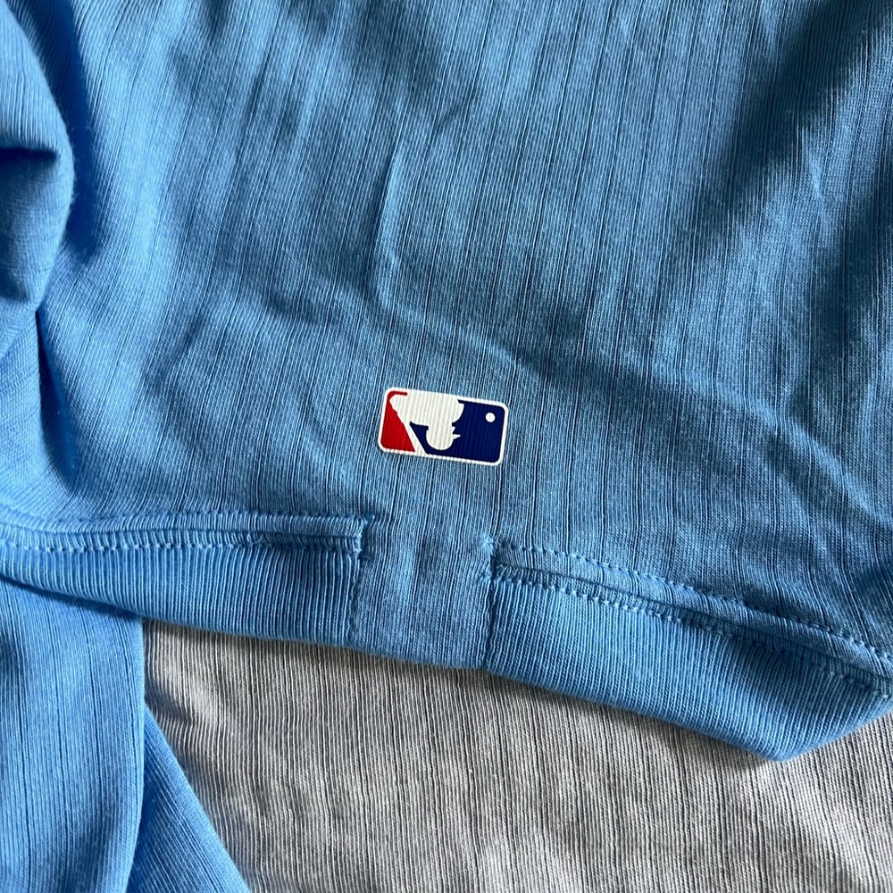 Nike - Picture 2 of 3